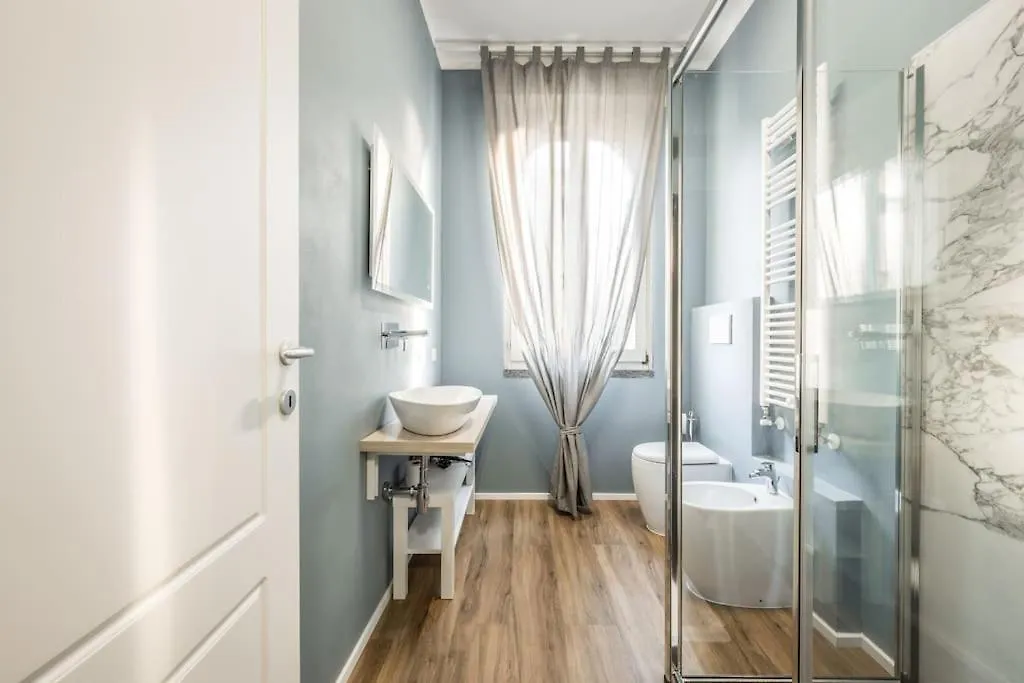 Cucchiari Suite 7B Modena Italy